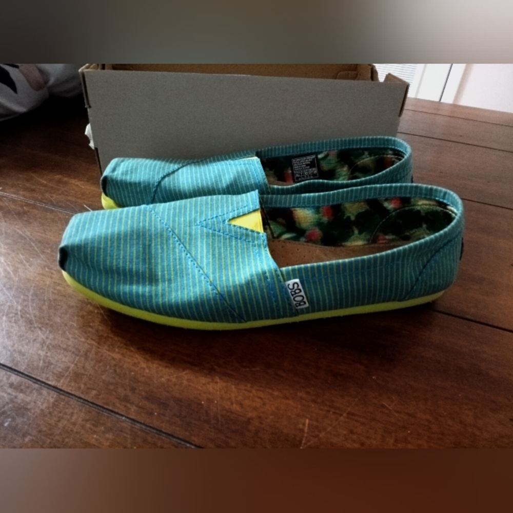 Skechers Bobs Women's Shoes